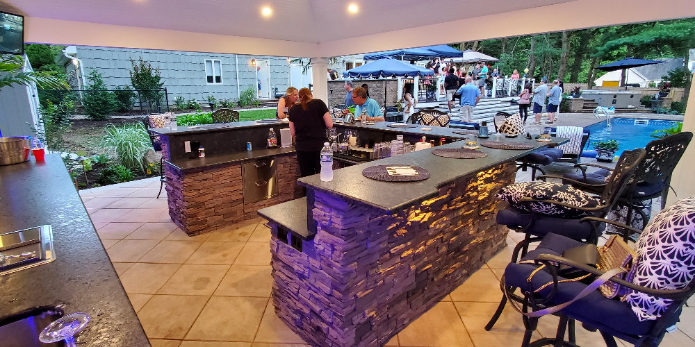 outdoor kitchen with eldorado stacked stone